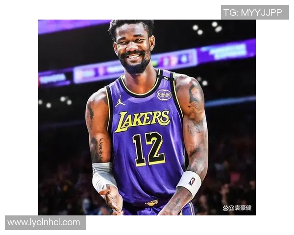 湖人称谢艾顿尽力！背靠背20+10又创纪录 佩总800万签状元诚心赚